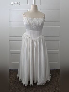 Vintage Satin Ivory Ballgown Wedding Dress with Basque Waist